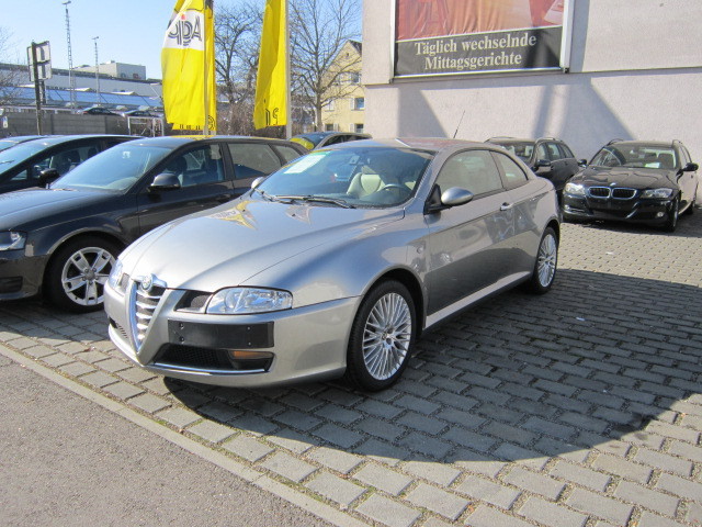 Alfa GT sprawdzenie stanu przed zakupem sprowadzanie samochodw auta z Niemiec na zamwienie wyjazdy po samochody laweta