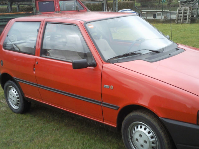 Fiat Uno sprawdzenie stanu przed zakupem sprowadzanie samochodw auta z Niemiec na zamwienie wyjazdy po samochody laweta